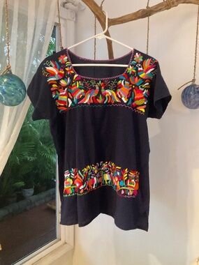 Embroidered Black Short-Sleeve Peasant Top with Multicolor Floral Detail